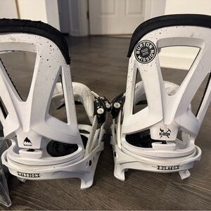 Burton Mission Bindings